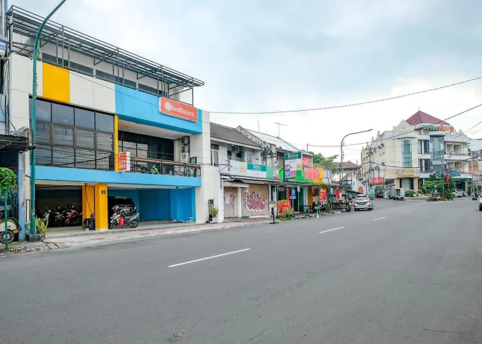 Sans Mataram MalioboroHotel Jogja